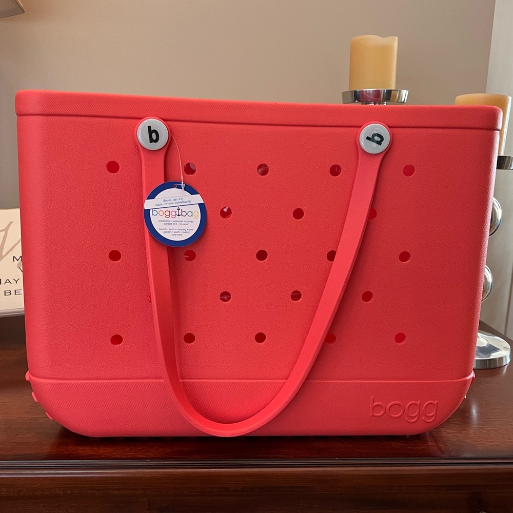 XL Bogg Bag Coral